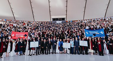 Hasan Kalyoncu Üniversitesi'nde mezuniyet coşkusu