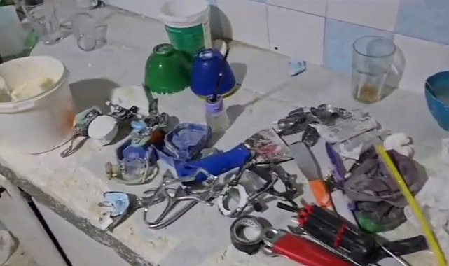 Hatay'da kaçak diş protezi imalathanesine baskın: 2 gözaltı