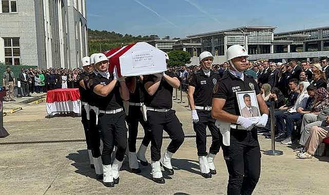 Hayatını kaybeden savcıya Bursa'da veda