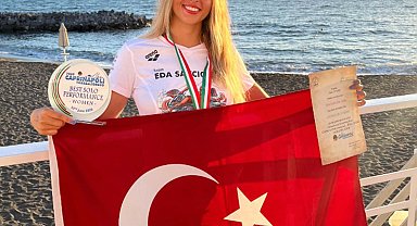 İzmirli yüzücü Eda Savcıgil'den tarihi başarı