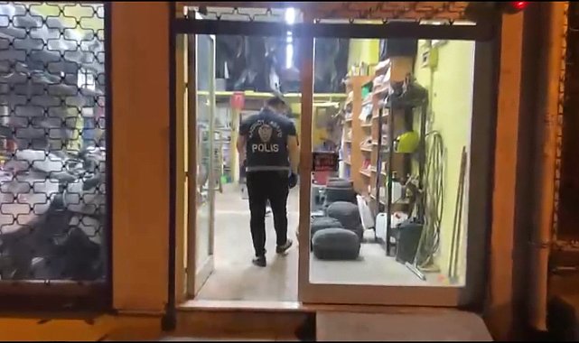Kadıköy'de uyuşturucu operasyonu: 2 kişi tutuklandı