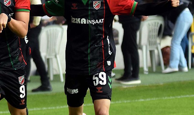 Karşıyaka'da Adem'in bonservisi gecikti
