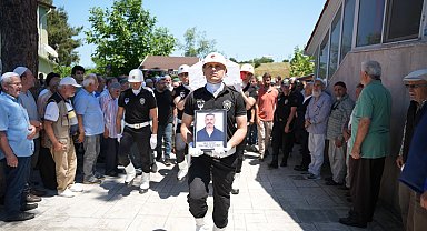 Kazada ölen emekli komiser yardımcısı toprağa verildi