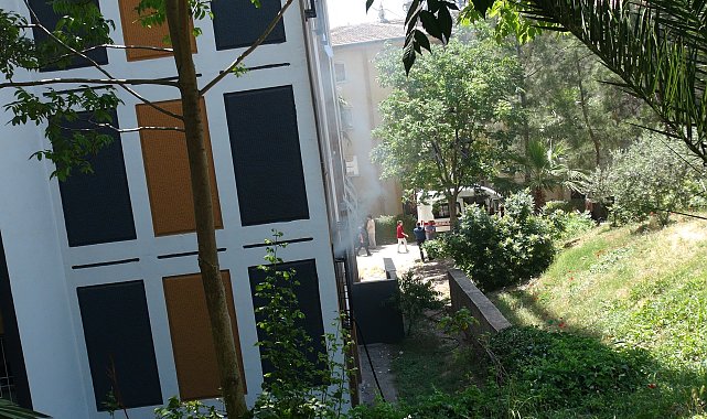 Kilis'te ev yangını; 4 kişi dumandan etkilendi