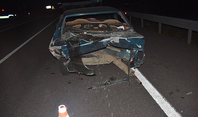 Kırıkkale'de otomobil, arıza yapan otomobile çarptı: 6 yaralı