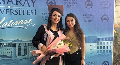 Kızını örnek aldı, bölüm 2'ncisi olarak üniversiteden mezun oldu