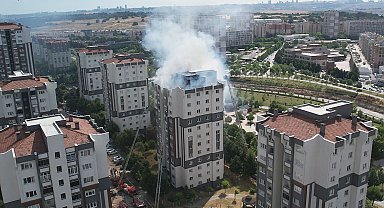Küçükçekmece'de binada yangın -2 Havadan görüntüyle