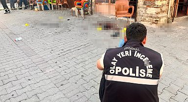 Manisa'da pompalı tüfekli saldırıda 2 kişi yaralandı; o anlar kamerada