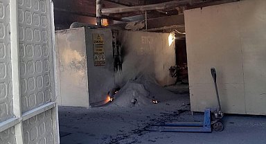 Metal fabrikasında eritme kazanı patladı; 1 işçi ağır yaralılar