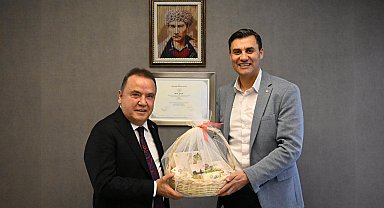 Muhittin Böcek: Ferdi Zeyrek'e 950 bin avro götürdüm