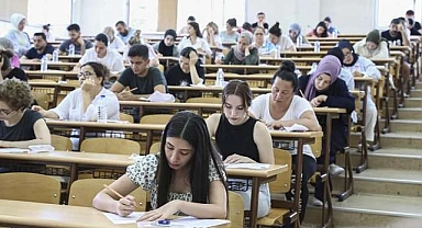 Öğretmen adayları dikkat: AGS ertelendi!