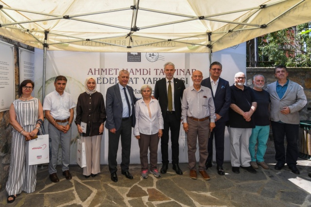 Osmangazi Belediyesi’nden 24 Yıllık Edebiyat Geleneği