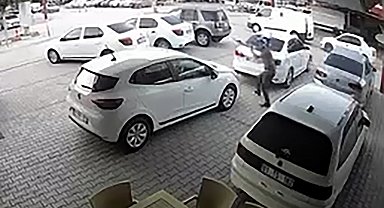 Oto galeriye silahlı saldırı kamerada; çok sayıda araca kurşun isabet etti
