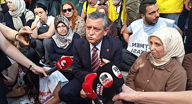 Özgür Özel: Öğretmenlerin hakkını verin, bu işin siyaseti yok