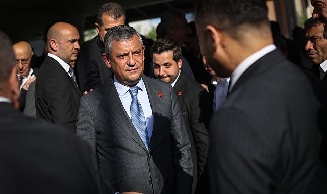 Özgür Özel: Tedbir kararı olanlar il başkanı görevden alamaz