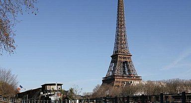 Paris'te dün aşırı sıcaklar nedeniyle 109 kişi hayatını kaybetti