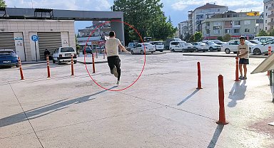 Polisten kaçan şüpheli, yakalanınca 'Sen dur dedin durdum ağabey' dedi
