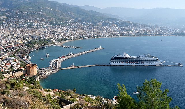 Ruslar konut için en çok Alanya'yı tercih etti