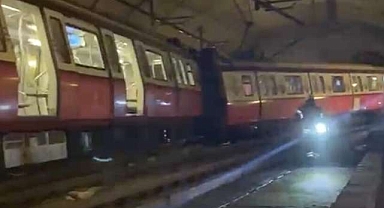 Sabiha Gökçen metrosu raydan çıktı: Üç yaralı