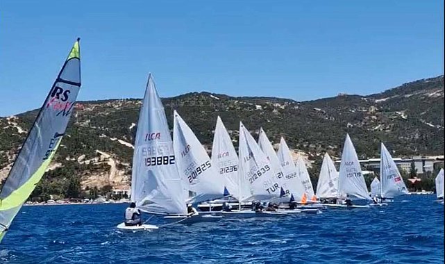 Sahil Güvenlik Kupası Yelken Yarışları Foça'da yapıldı