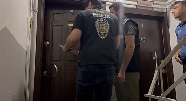 Sahte dolarları ATM'lerden sisteme sokup haksız kazanç sağlayan şebekeye operasyon: 9 gözaltı Görüntü eklendi