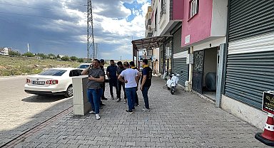 Şanlıurfa'da tartıştığı eşi ve kızını tabancayla vurup kaçtı