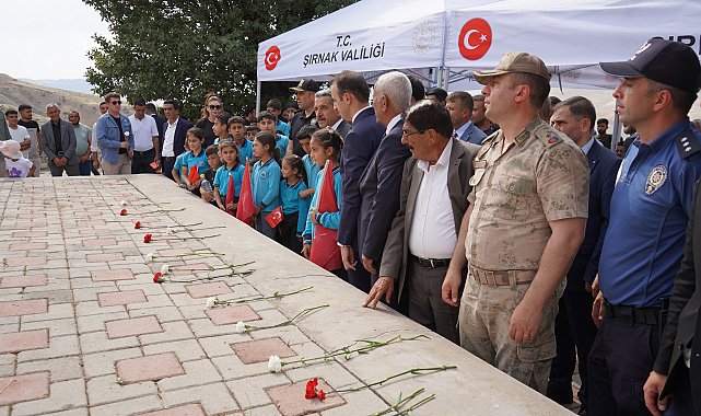 Şırnak'ta PKK'lı teröristlerin 36 yıl önce katlettiği 27 kişi törenle anıldı