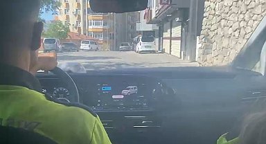 Şırnak'ta YKS'ye geç kalan 12 öğrenciyi polis yetiştirdi