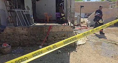 Tek katlı evde yangın; 7 yaşındaki Melike öldü, ailesi hastaneye kaldırıldı