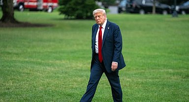 Trump: İran'ı çok sert vuracağız