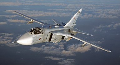 Ukrayna'da 'Su-24M' tipi bombardıman uçağı düştü