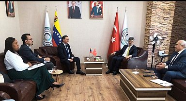 Venezuela'nın Ankara Büyükelçisi Gutierrez, SANKON'u ziyaret etti