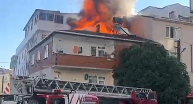 Yangın çıkan daire, kullanılamaz hale geldi