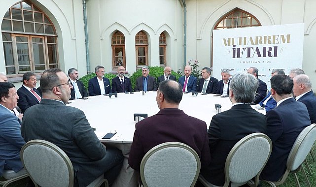 Yenikapı'da 'Muharrem Ayı Oruç Açma ve Lokma Paylaşımı Programı' düzenlendi
