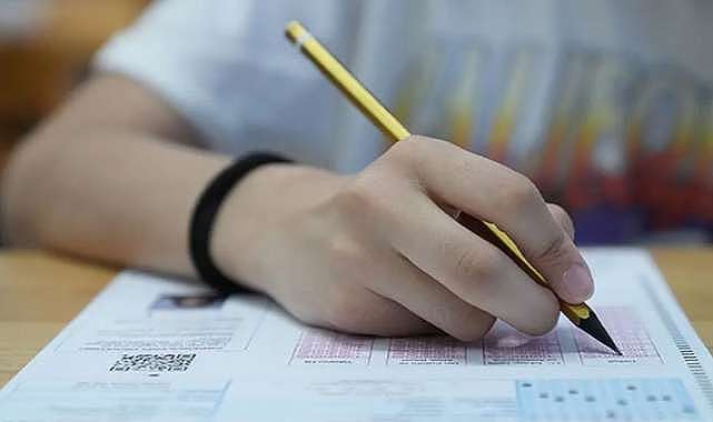 YKS’ye girecekler dikkat! Bakan çiftçi sınav önlemlerini duyurdu