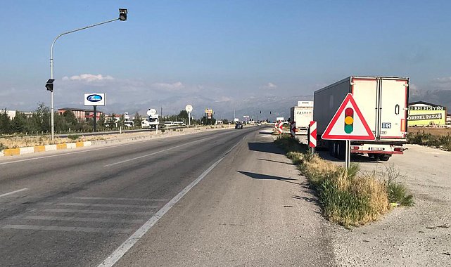 Yol kenarında tabancayla vurulmuş halde bulundu