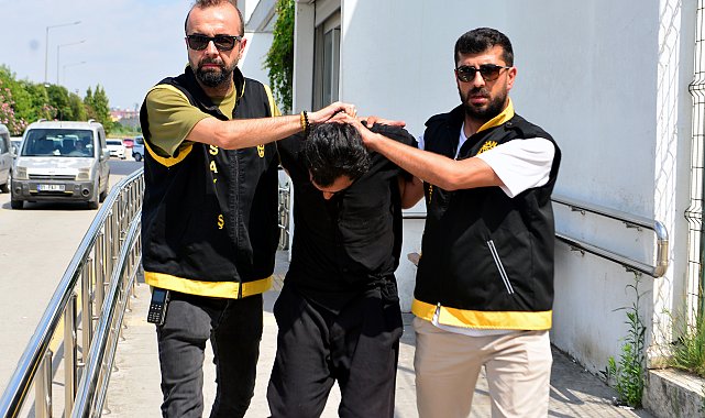 2 çocuğunun annesini kıskançlık krizine girince bıçaklamış