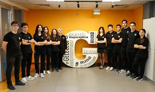 'Yapay zekayı kullanan değil, üreten gençler yetiştireceğiz'
