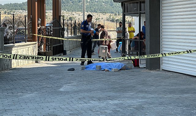 5'inci kattan düşen Alzheimer hastası kadın öldü