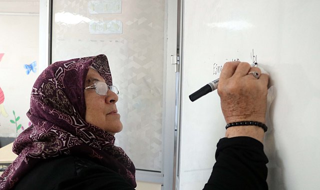 70'inde okuma-yazma öğrendi