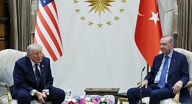 ABD Başkanı Trump: Ambargoları ve müeyyideleri kaldırıyoruz