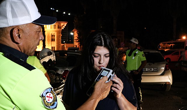 Adana'da trafik denetimi; 42 sürücüye idari para cezası