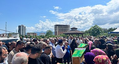 Ağabeyi, yengesi ve yeğenini öldüren emekli imam, teslim oldu