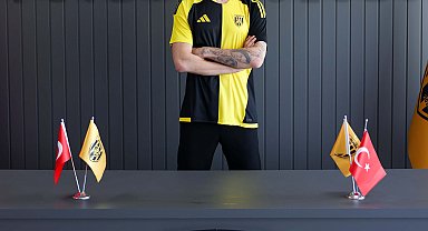 Aliağa FK'da kaleci Halil imzaladı