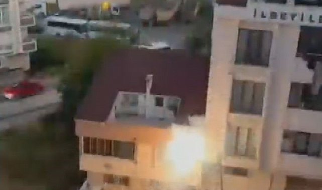 Arnavutköy'de elektrik direğinde yaşanan patlamalar paniğe neden oldu