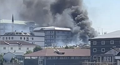 Arnavutköy'de otluk alanında çıkan yangın söndürüldü