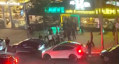 Avcılar'da kafede bıçaklı kavga: 3 gözaltı