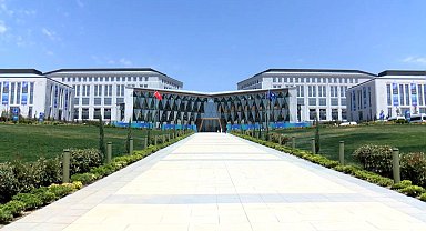 Ay Yıldız Karargahı, Pentagon'un 3 katı büyüklüğünde