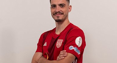 Ayvalıkgücü'nde Hamit kaldı