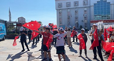 Bahçelievler'de A Milli Kadın Voleybol Takımı'nın şampiyonluğu kutlandı